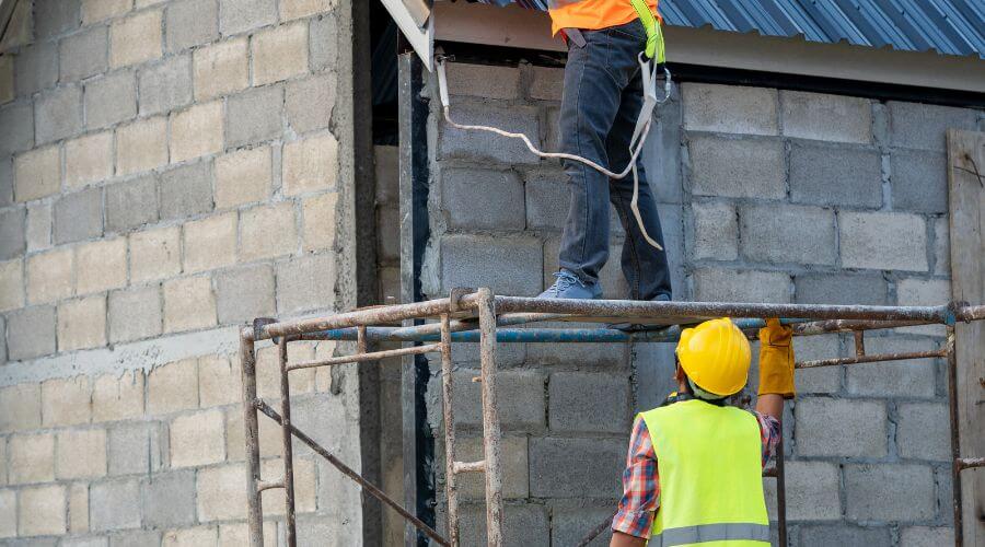 Expert top industrial roofings services in Schulenburg, TX